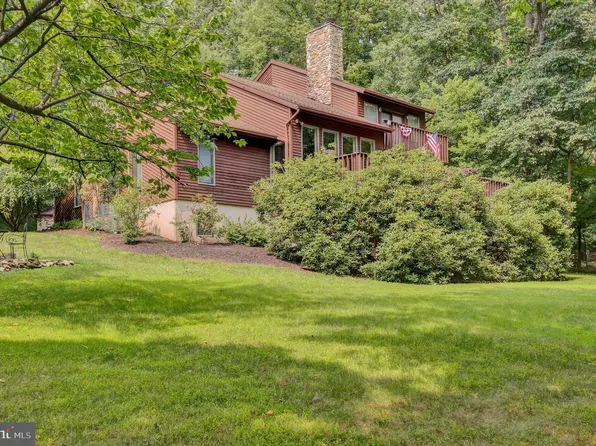 814 Holly Ln, Lebanon, PA 17042