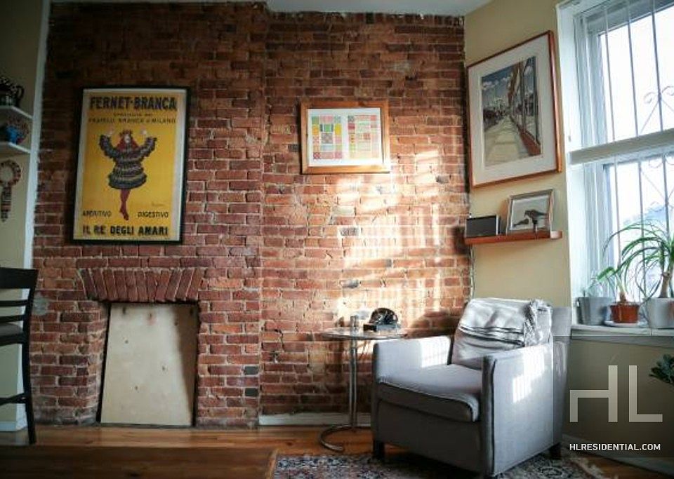 1st image of 786 Washington Ave #10