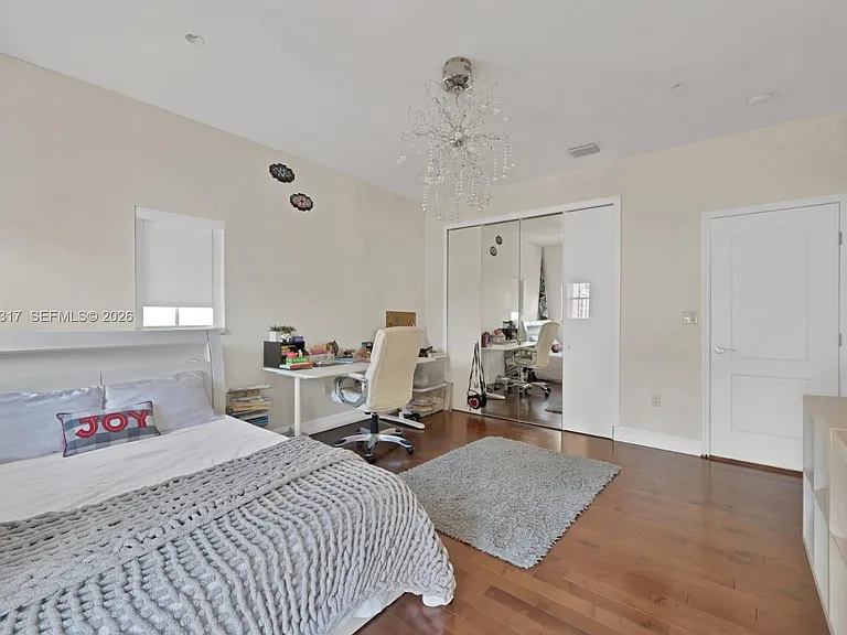18345 NE 30th Pl #18345 — Photo 17