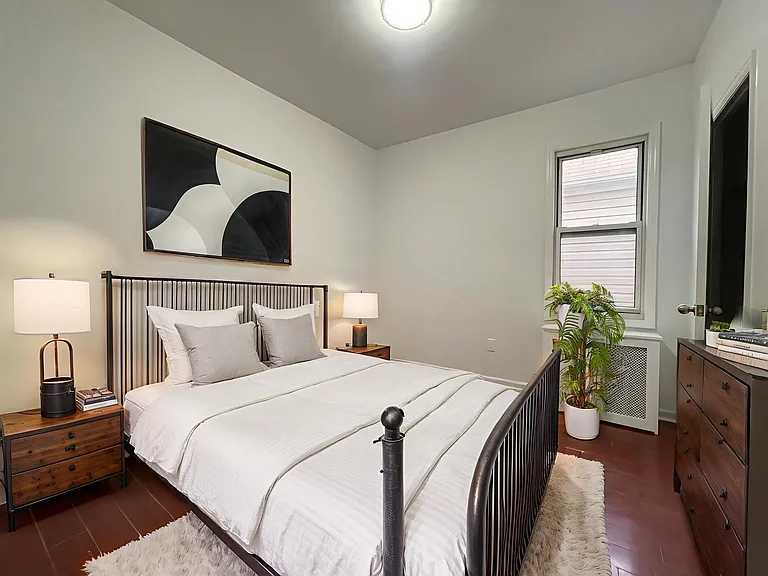 40 Searing Ave #2 — Photo 7