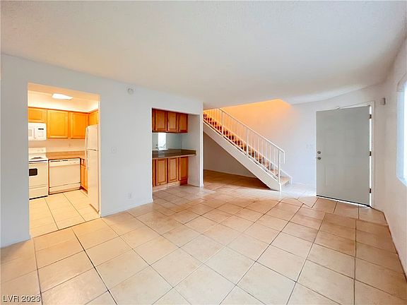 4th image of 100 S Crestline Dr APT 59