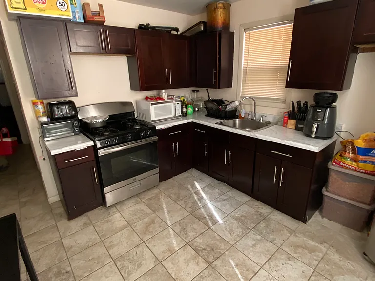 834 S 16th St #2 — Photo 7