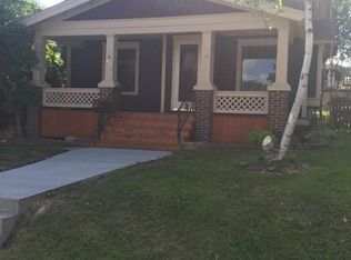 420 N 9th Ave, West Bend, WI 53090