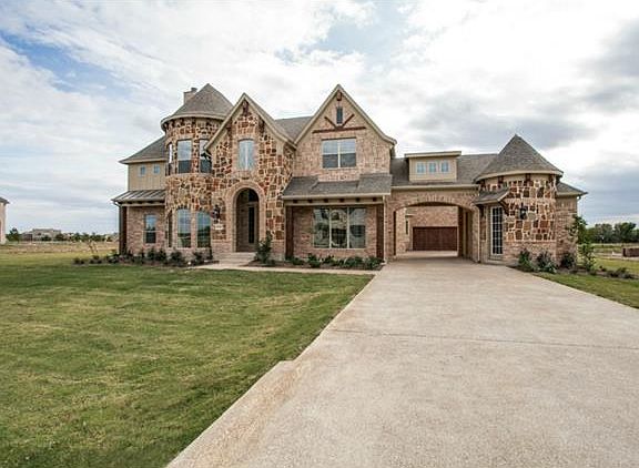 2nd image of 6704 Havenhurst Ct