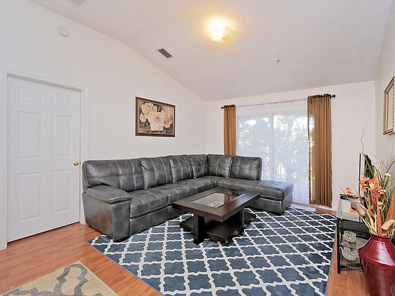 5th image of 7047 Deer Lodge Cir Unit 110
