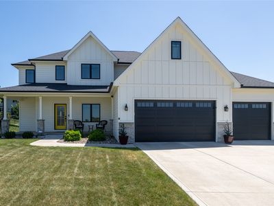 807 W Orchard Ave, Indianola, IA, 50125