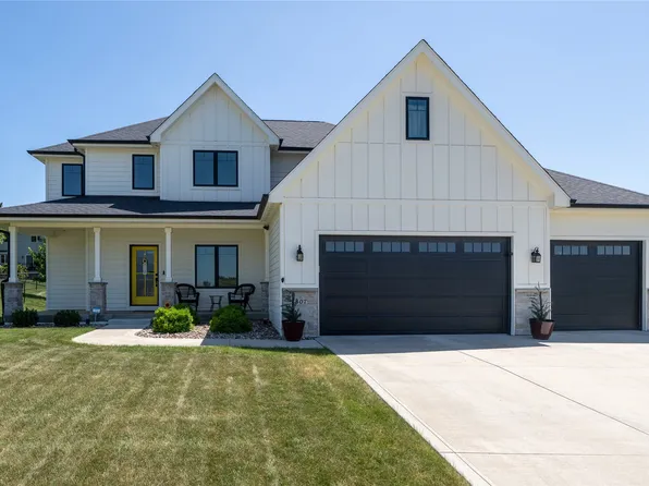 807 W Orchard Ave, Indianola, IA 50125