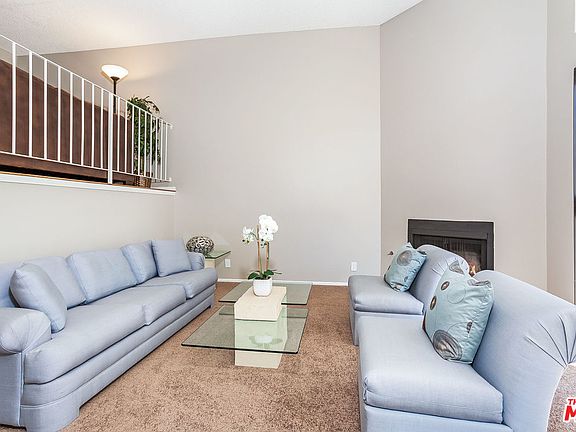 4th image of 26009 Alizia Canyon Dr Unit B