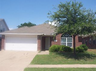 8105 Guadalupe Rd, Arlington, TX 76002