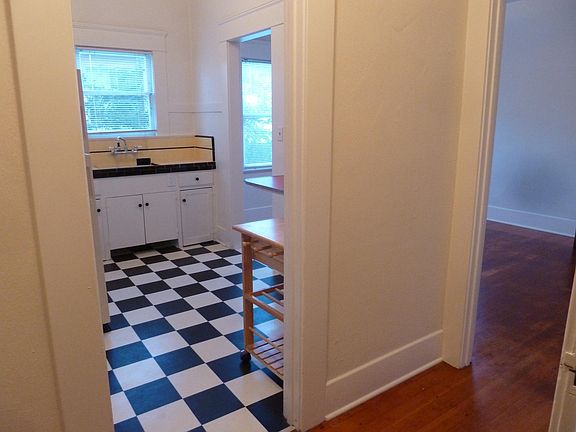 2nd image of 4605 Campus Ave