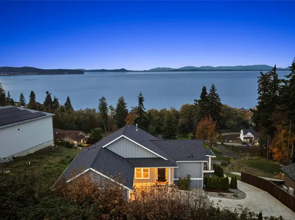 1018 Clear Morning Lane, Camano Island, WA 98282