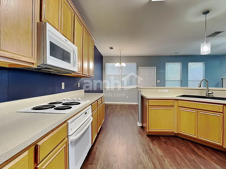 5217 Alec Dr — Photo 3