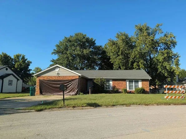 132 White Pine Ave, O Fallon, IL 62269
