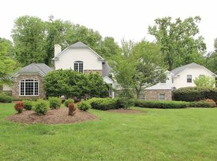 10841 Spring Knoll Dr, Potomac, MD 20854