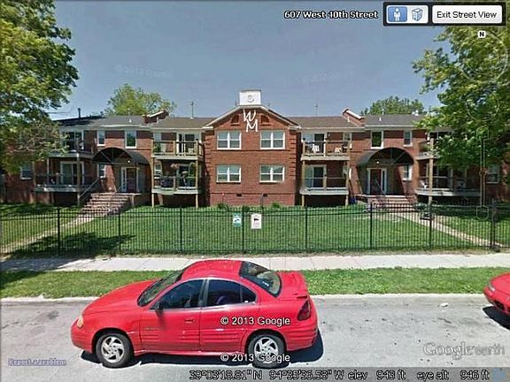 40th Street View W/Decks