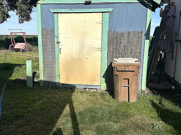 3rd image of 13955 W Walnut Grove Rd Spc 16