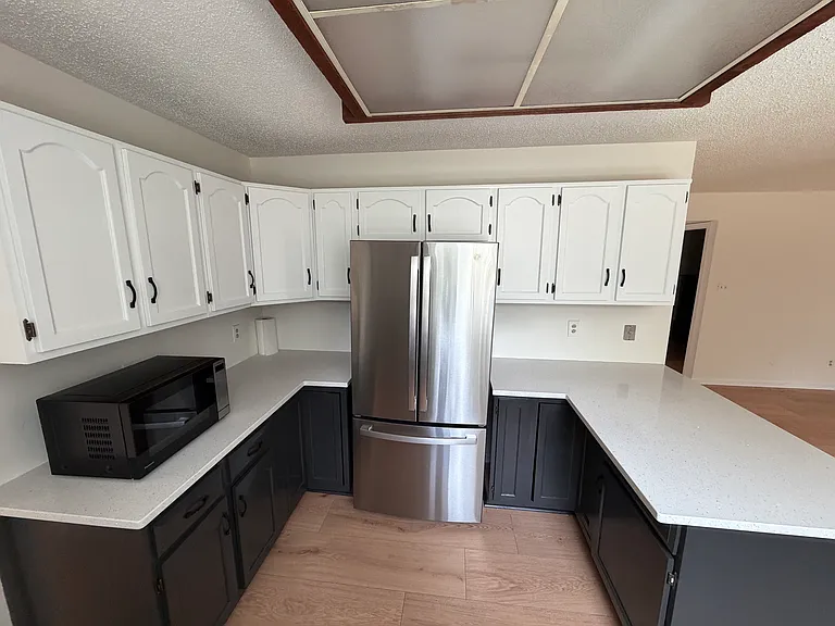 1556 Beachview Dr — Photo 5