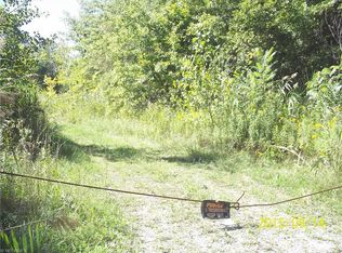 2216 N County Line Rd, Geneva, OH 44041