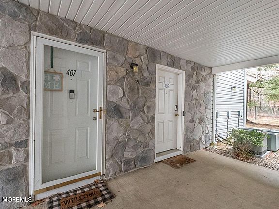 3rd image of 407 Schley Avenue