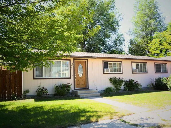 931 S Commercial Ave, Emmett, ID 83617