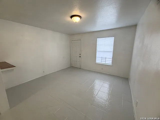 115 Victor St #1 — Photo 4