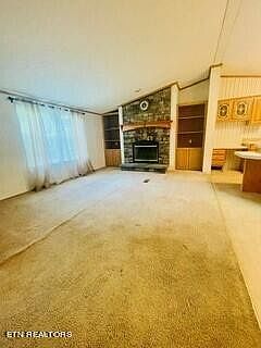 5th image of 239 Poplar Ln