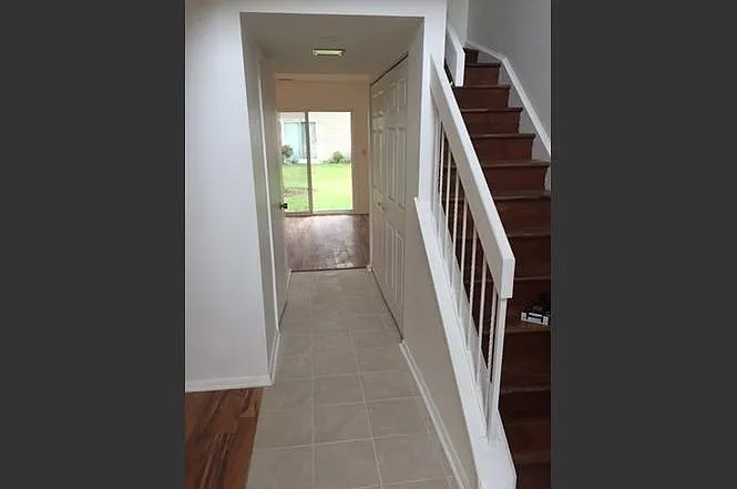 1330 N Shadow Lake Ter — Photo 2