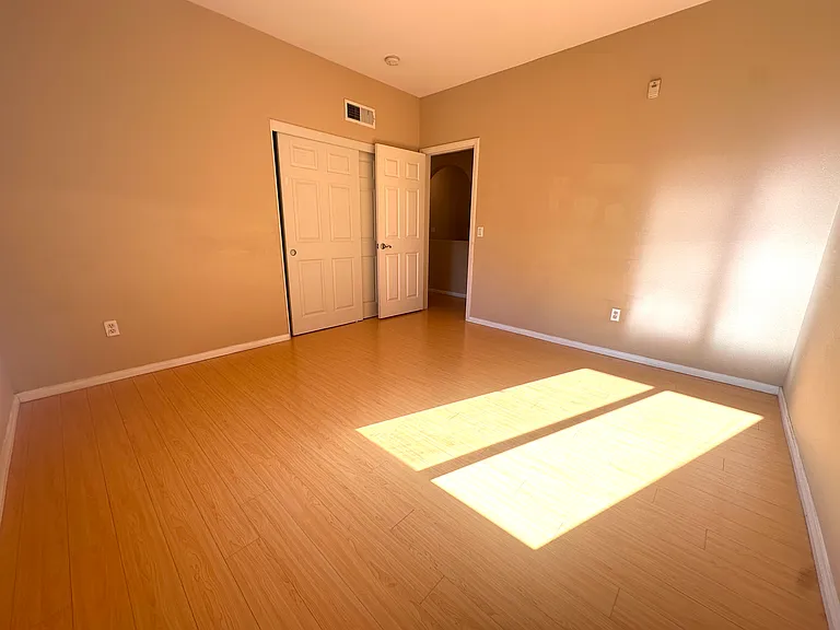 13015 Evening Creek Dr S #17 — Photo 15