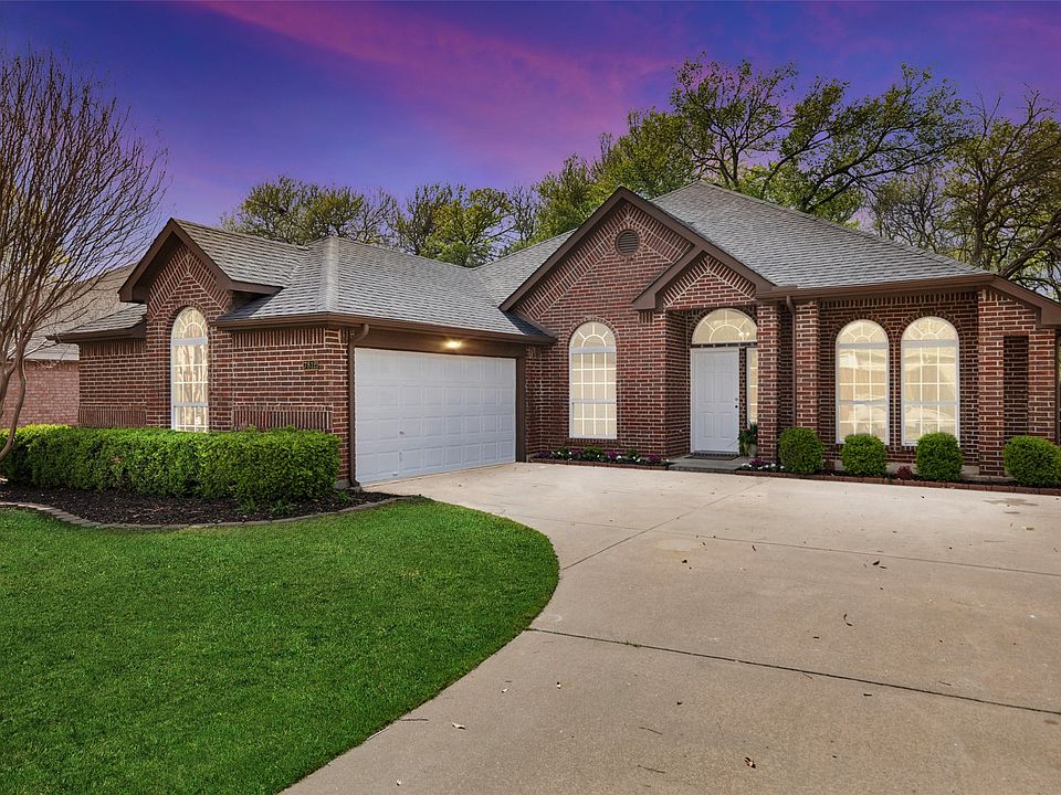 1st image of 7812 Brookview Dr