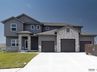 19837 Briar St, Gretna, NE 68028