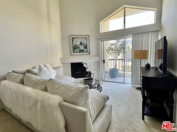 4th image of 5535 Canoga Ave APT 319
