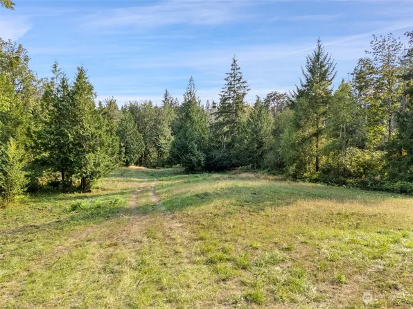 551 E Crestview Drive, Shelton, WA 98584
