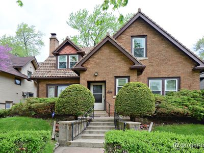 1717 Harrison St, Evanston, IL, 60201