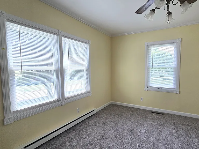 600 Dewey St — Photo 14