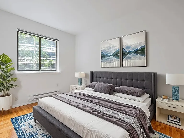 337 W 30th St #3B — Photo 3