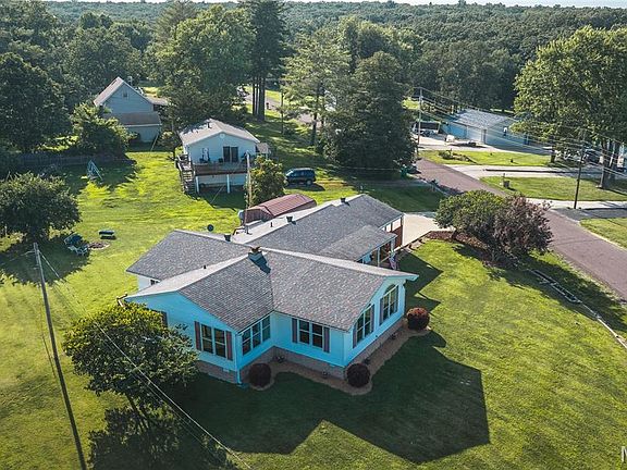 2nd image of 1649 Lakeshore Dr