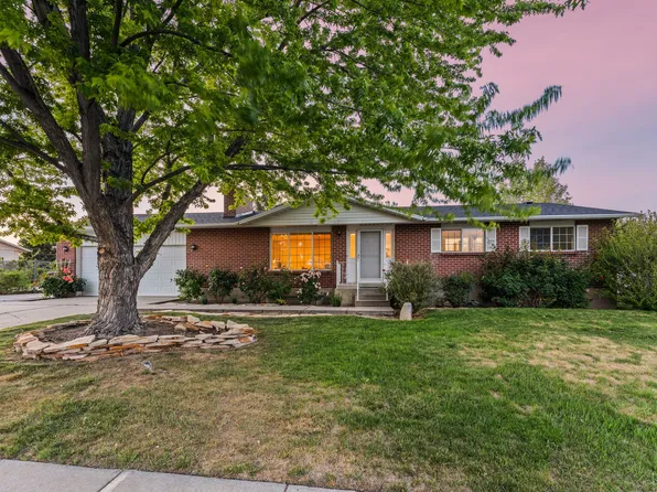 2478 W Long Meadow Dr S, Salt Lake City, UT 84129