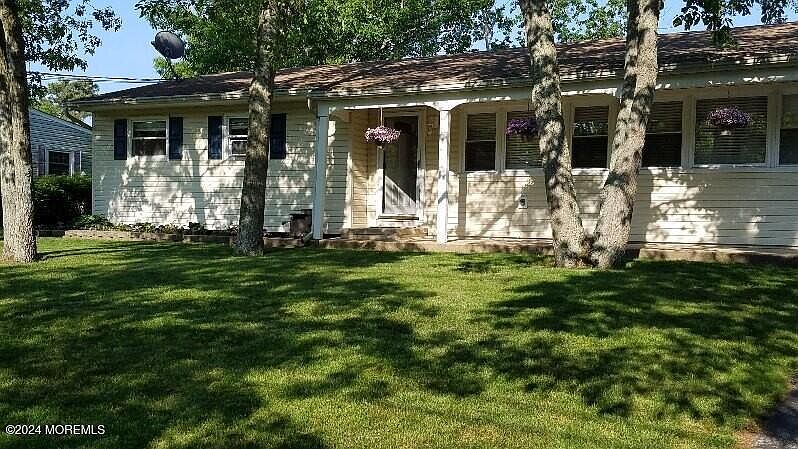 1st image of 48 Larch Drive