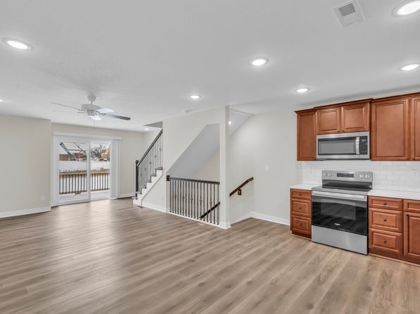 1106 Autumn Cir #4
