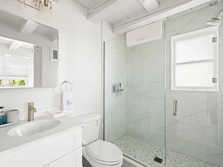 1 Doc Ryder Dr — Photo 24
