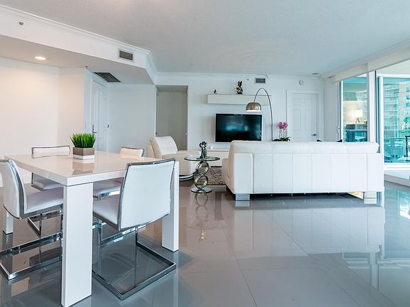 4th image of 3370 Hidden Bay Dr #214