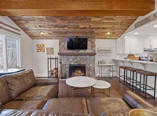 24 North Branch Road, Winhall, VT 05340