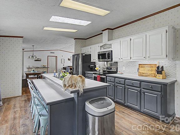 3rd image of 22 Sweet Briar Path Way