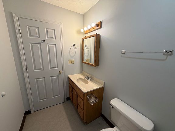 5th image of 1002-6 Glendale Ave