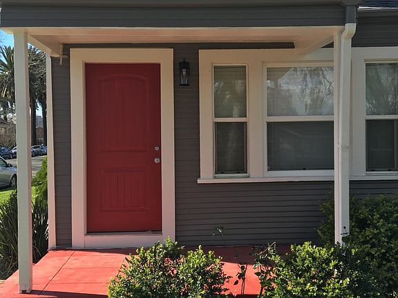 2nd image of 2660 36th St