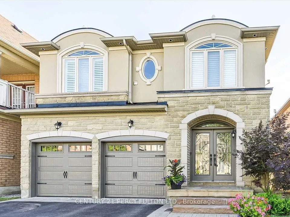 21 Bowkett Dr
