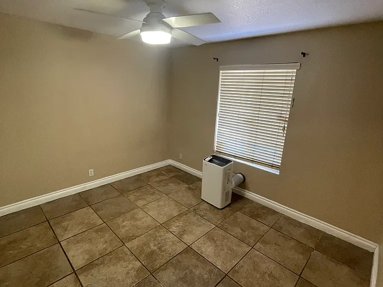 620 E Lexington Ave E #3 — Photo 11