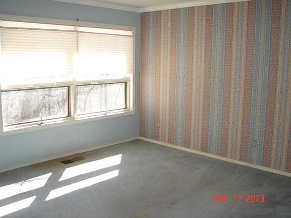5th image of 71 Dogwood Dr
