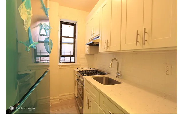 Rented by Douglas Elliman | media 6