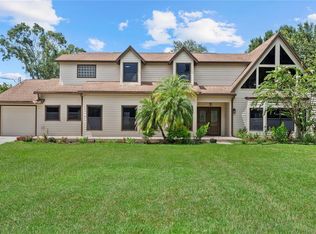 6040 Country Club Rd, Zephyrhills, FL 33544